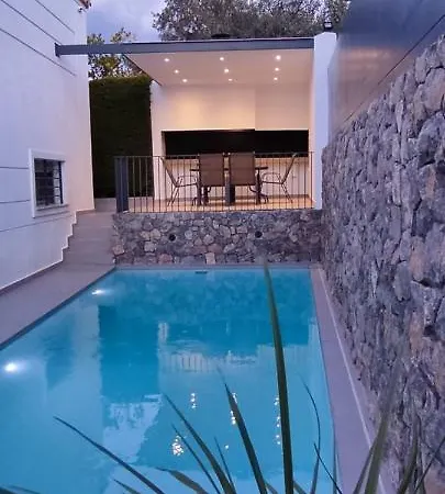 Villa Porto - με ιδιωτική πισίνα Pórto Ráfti